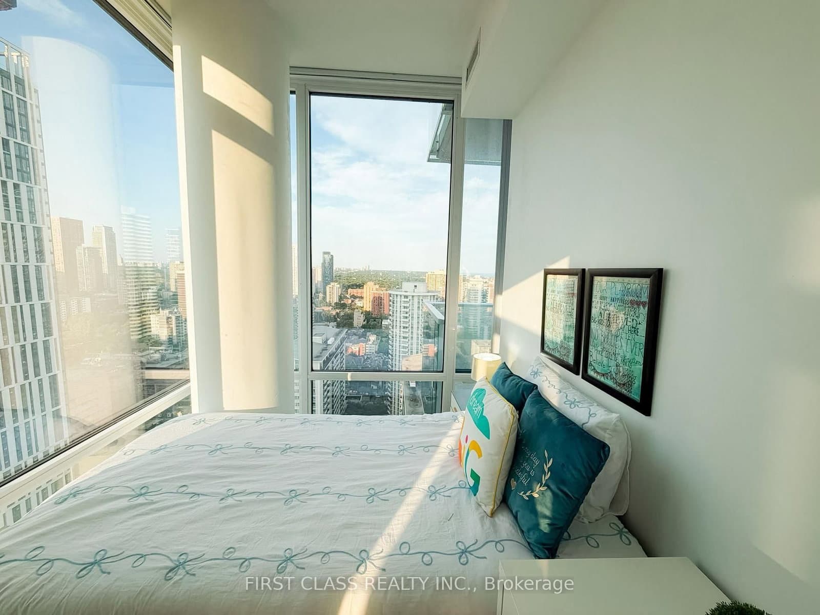 501 YONGE Street, Unit 2805 thumbnail 16