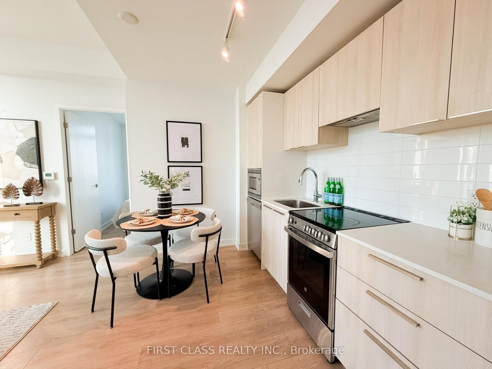 501 YONGE Street, Unit 2805 thumbnail 17