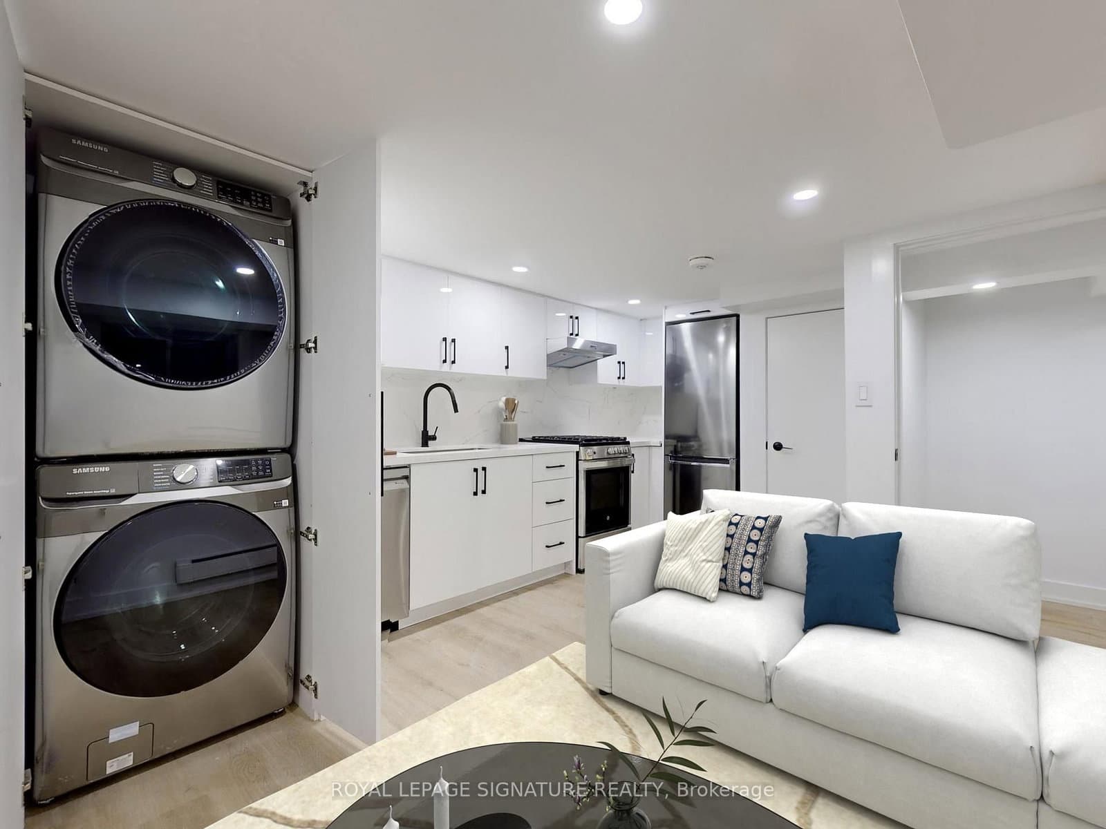 250 Major Street, Unit Lower B - Image 1
