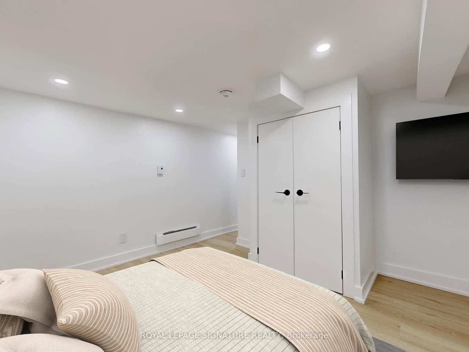 250 Major Street, Unit Lower B thumbnail 7
