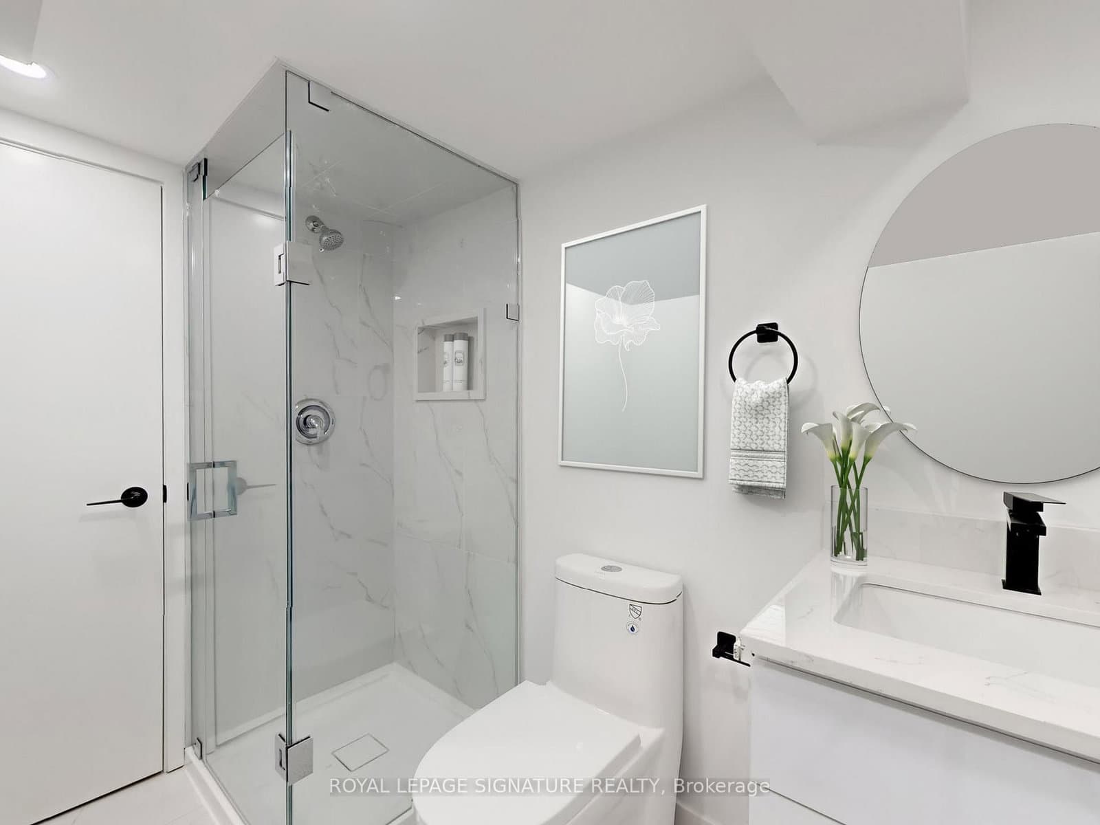 250 Major Street, Unit Lower B thumbnail 8