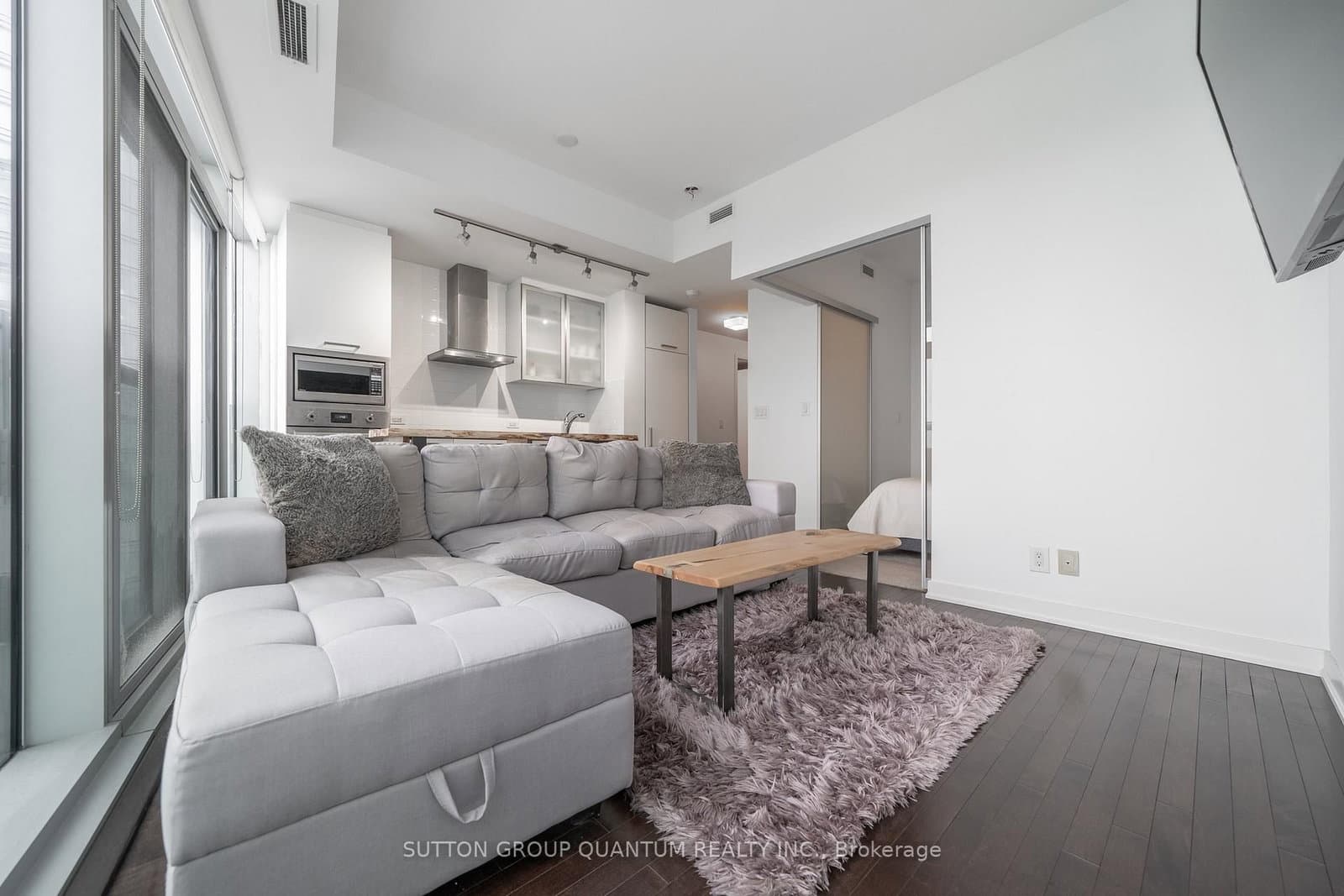 12 York Street, Unit 4901 thumbnail 8