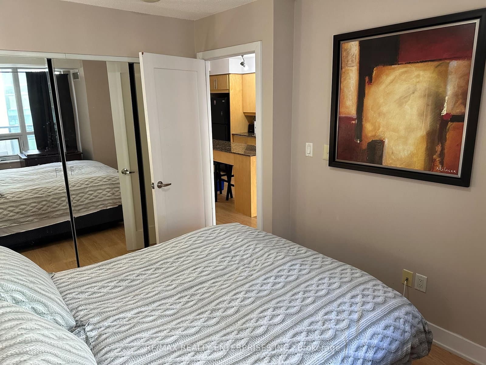 20 Blue Jays Way, Unit 1509 thumbnail 13