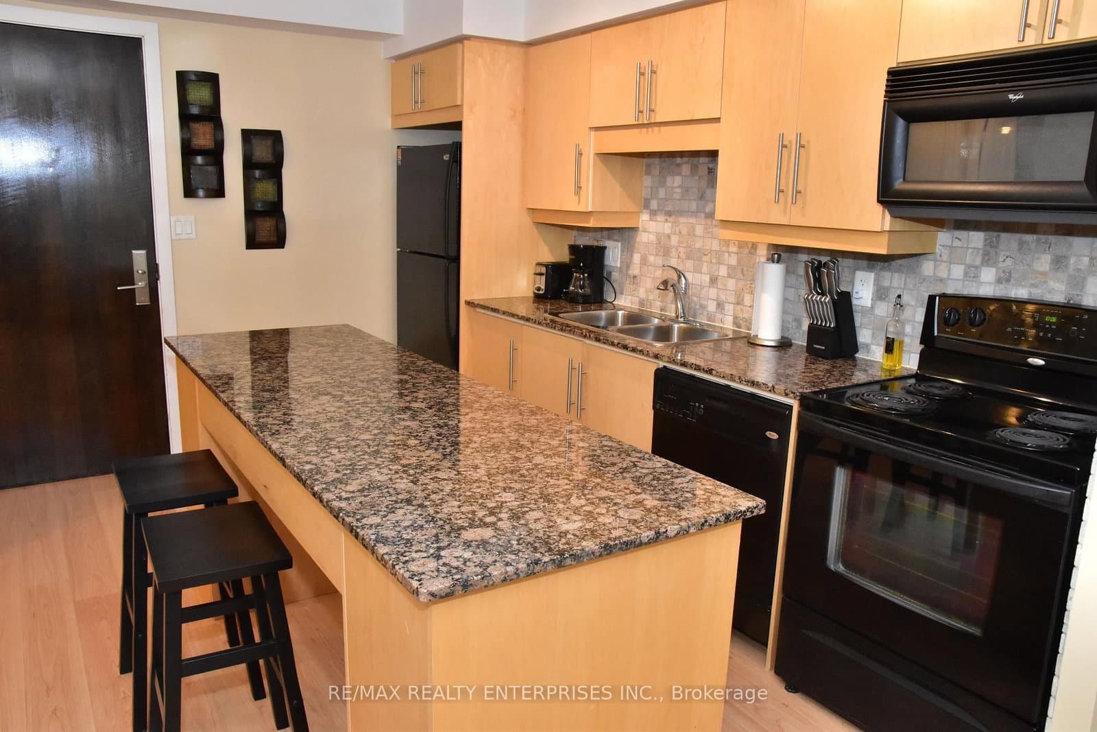 20 Blue Jays Way, Unit 1509 thumbnail 9
