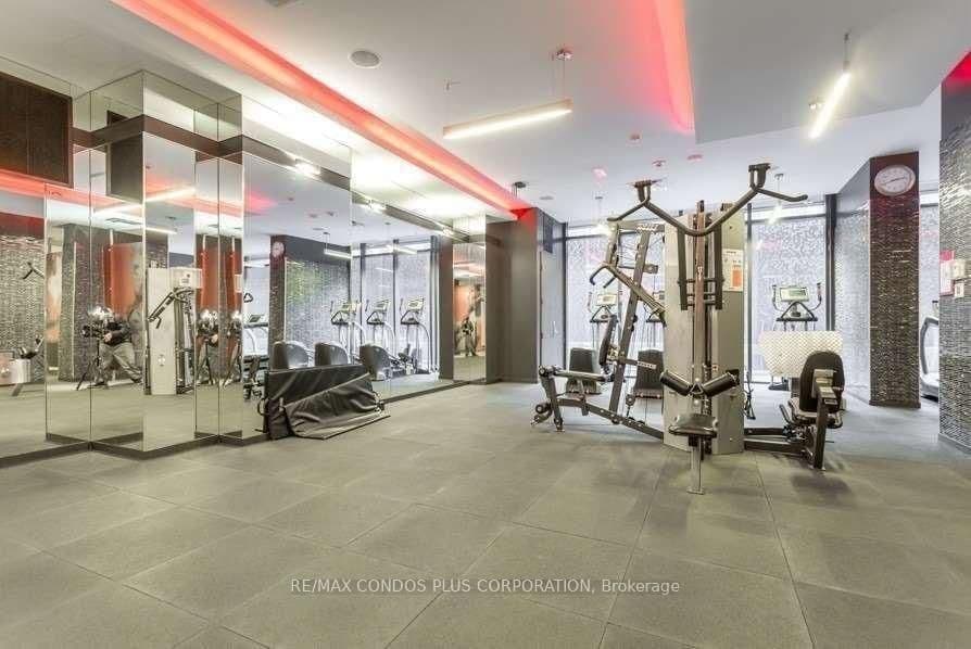 560 Front Street W, Unit 325 thumbnail 22