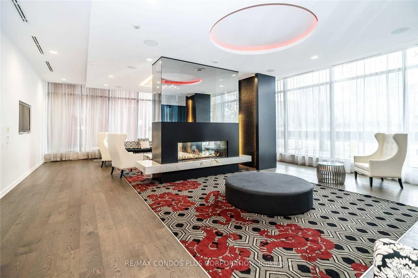 560 Front Street W, Unit 325 thumbnail 24