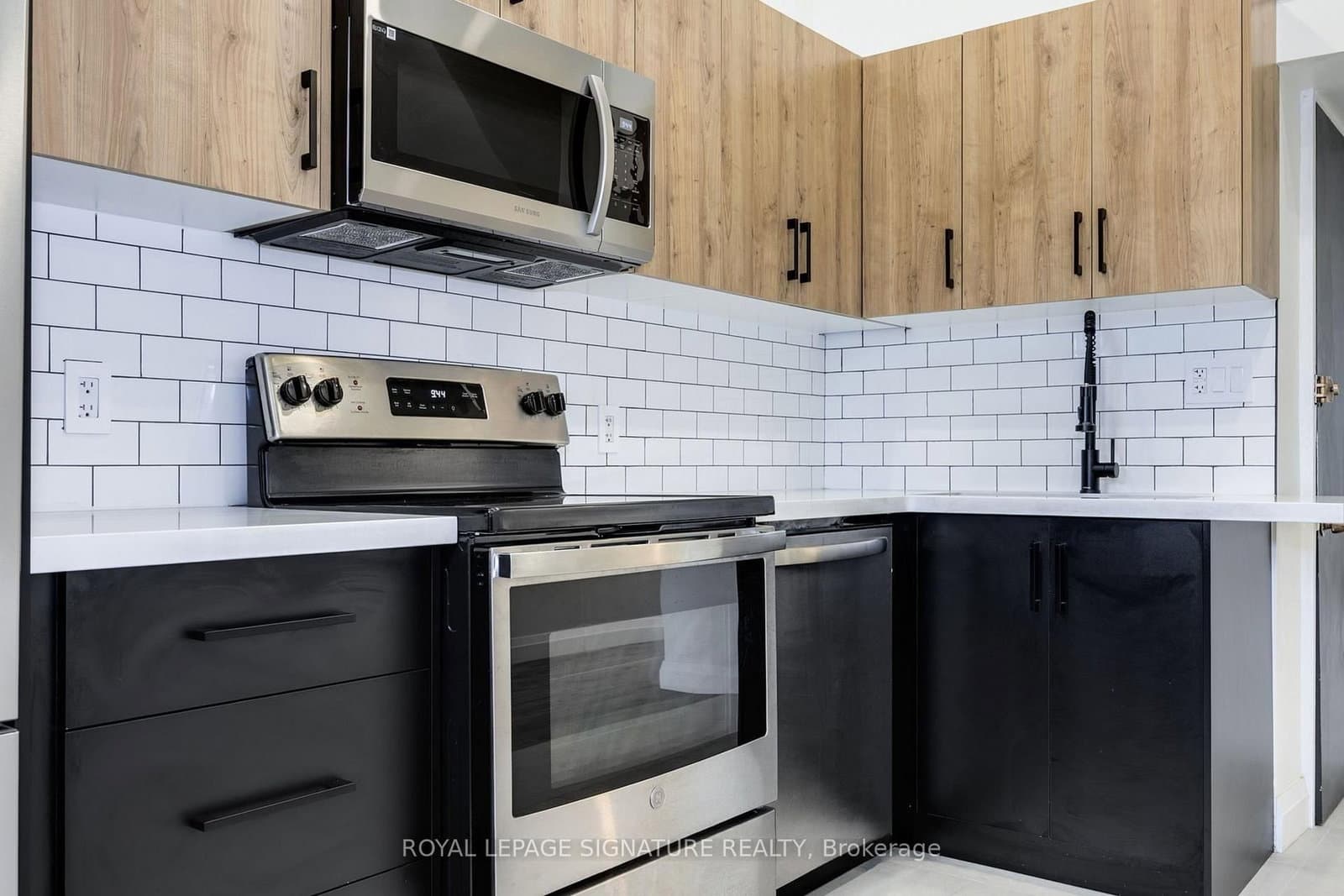 414 Spadina Avenue, Unit 2nd Floor thumbnail 12