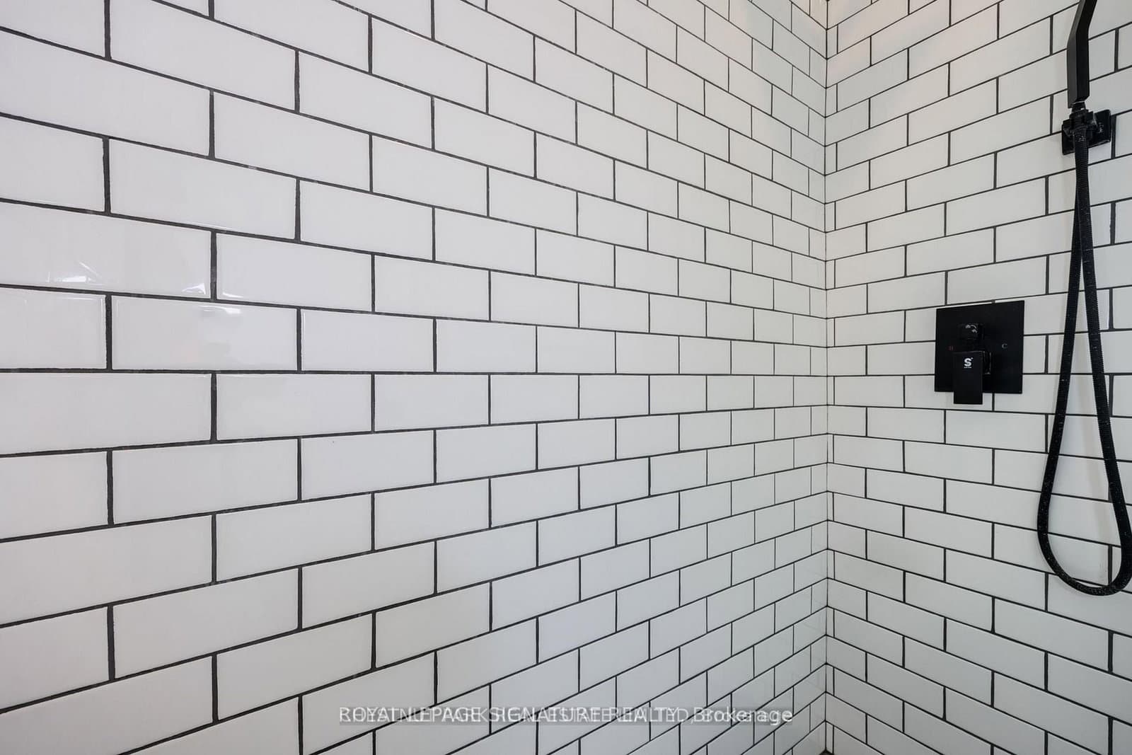 414 Spadina Avenue, Unit 2nd Floor thumbnail 17
