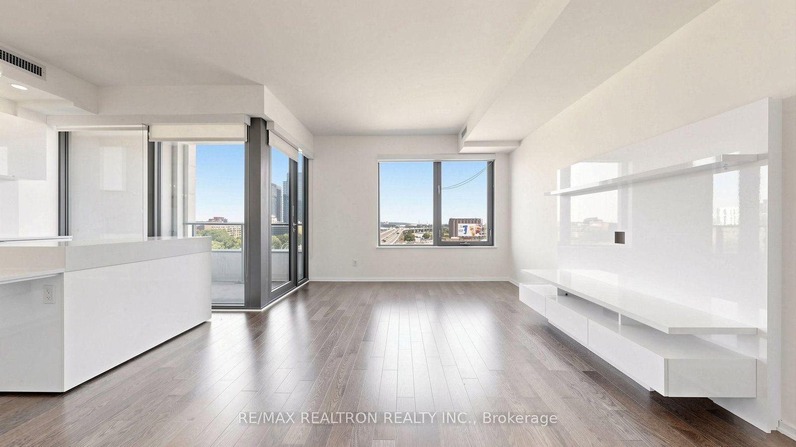 12 Bonnycastle Street, Unit 906 thumbnail 10