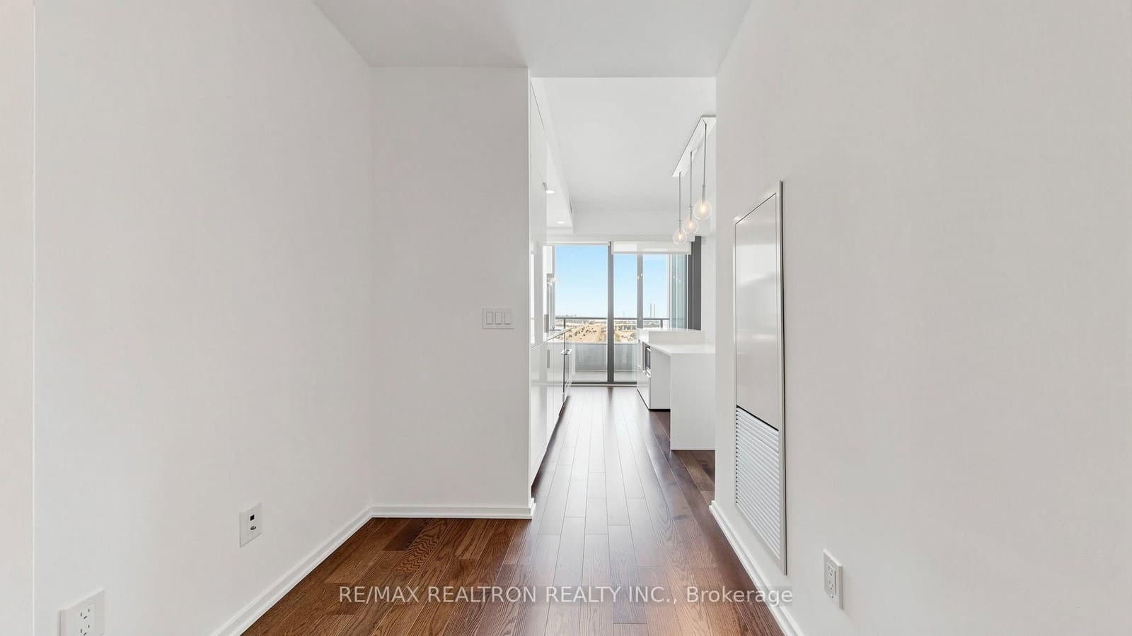 12 Bonnycastle Street, Unit 906 thumbnail 8