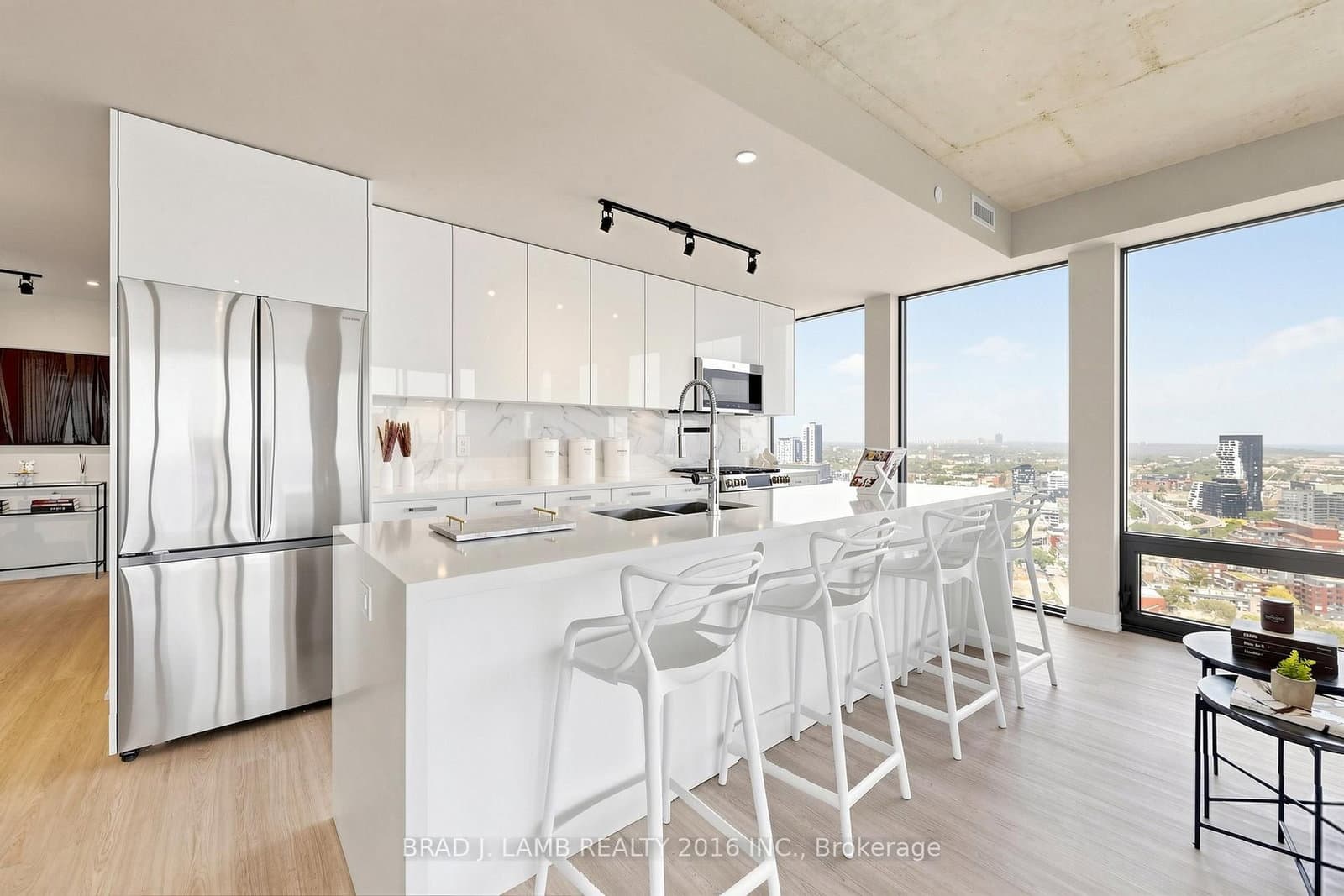 284 King Street E, Unit 2901 thumbnail 9