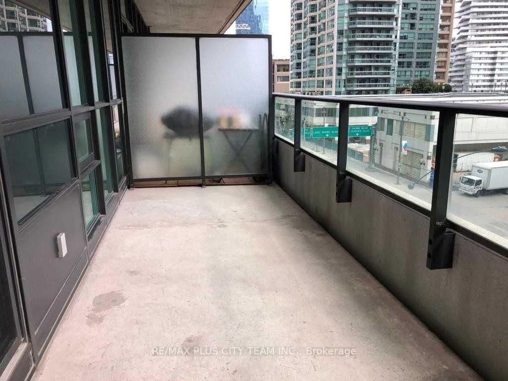 33 Bay Street, Unit 415 thumbnail 11