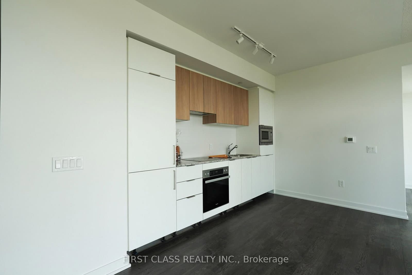 50 O'Neill Road, Unit 2804 thumbnail 3