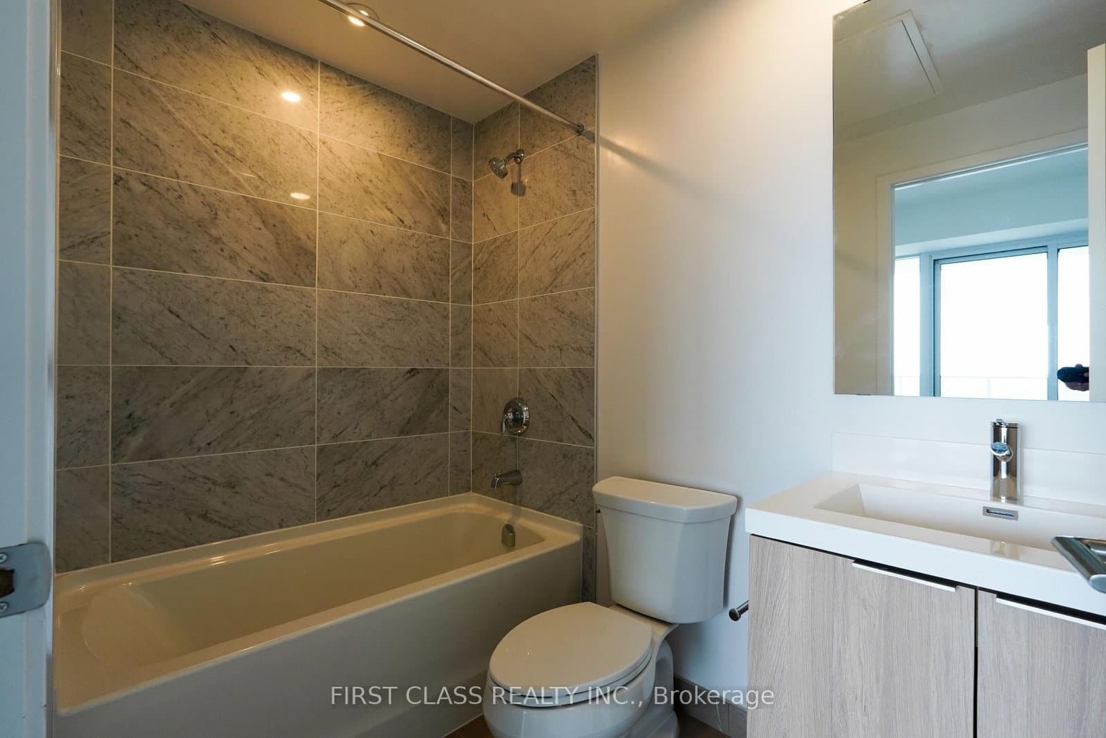50 O'Neill Road, Unit 2804 thumbnail 5