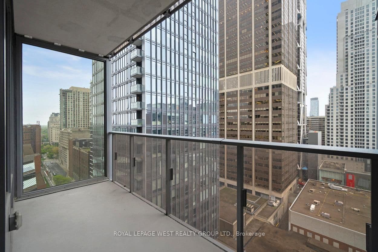 11 Yorkville Avenue, Unit 1310 thumbnail 37