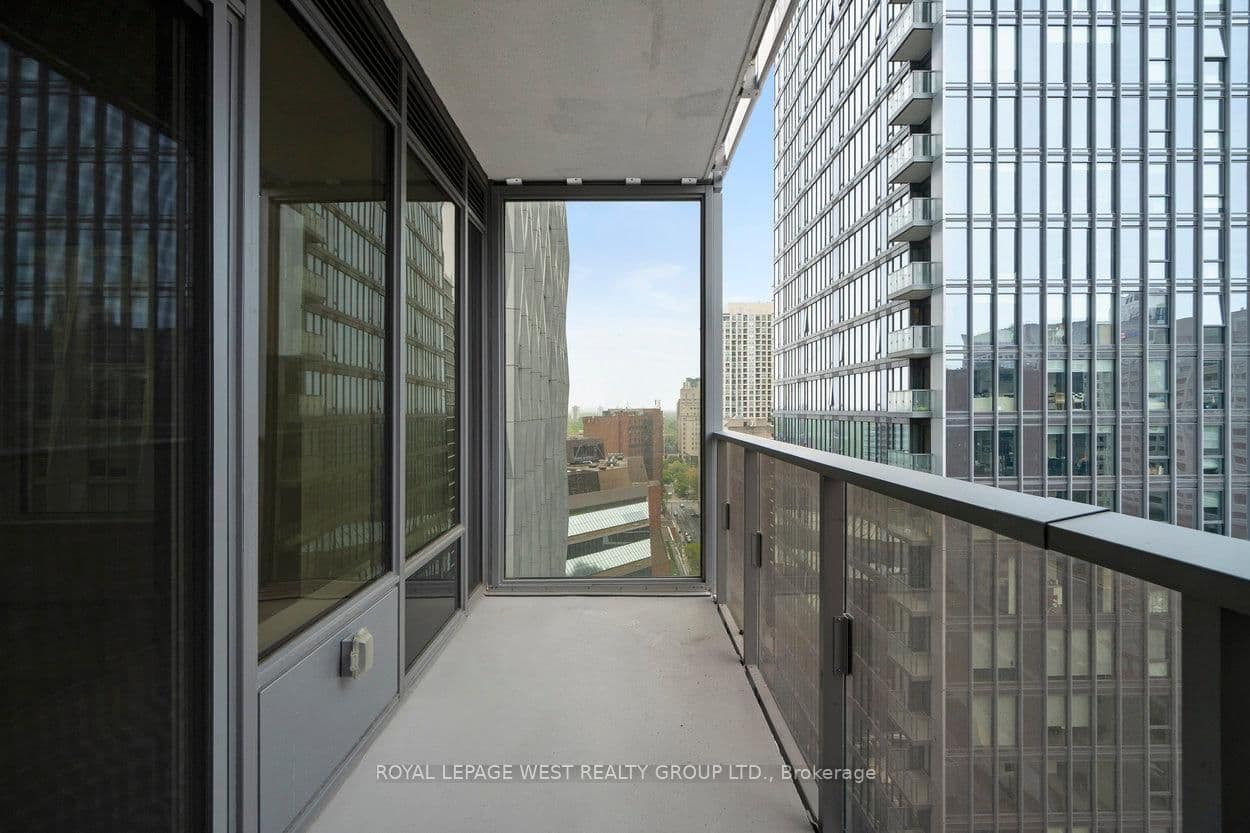 11 Yorkville Avenue, Unit 1310 thumbnail 38