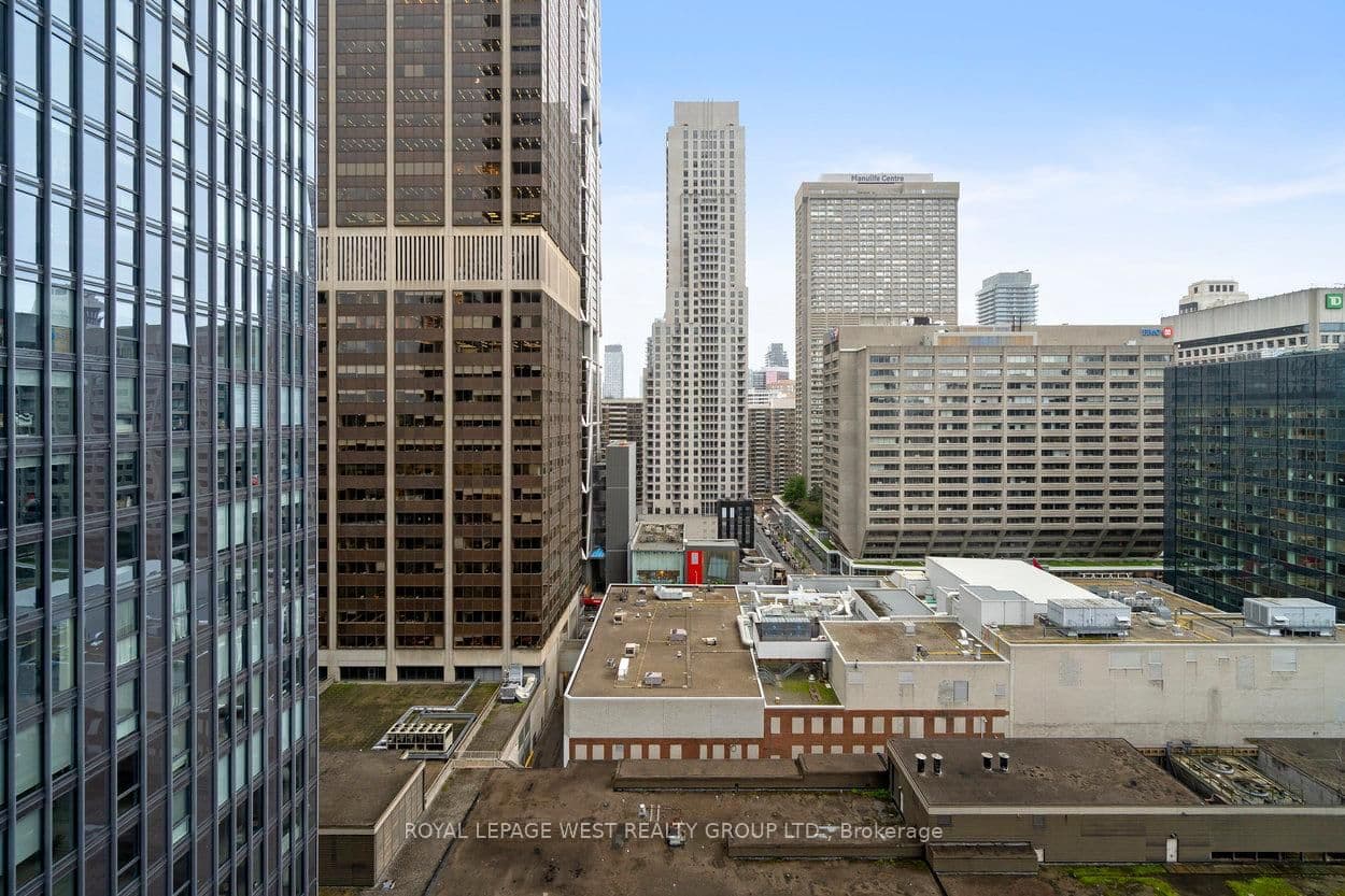 11 Yorkville Avenue, Unit 1310 thumbnail 40