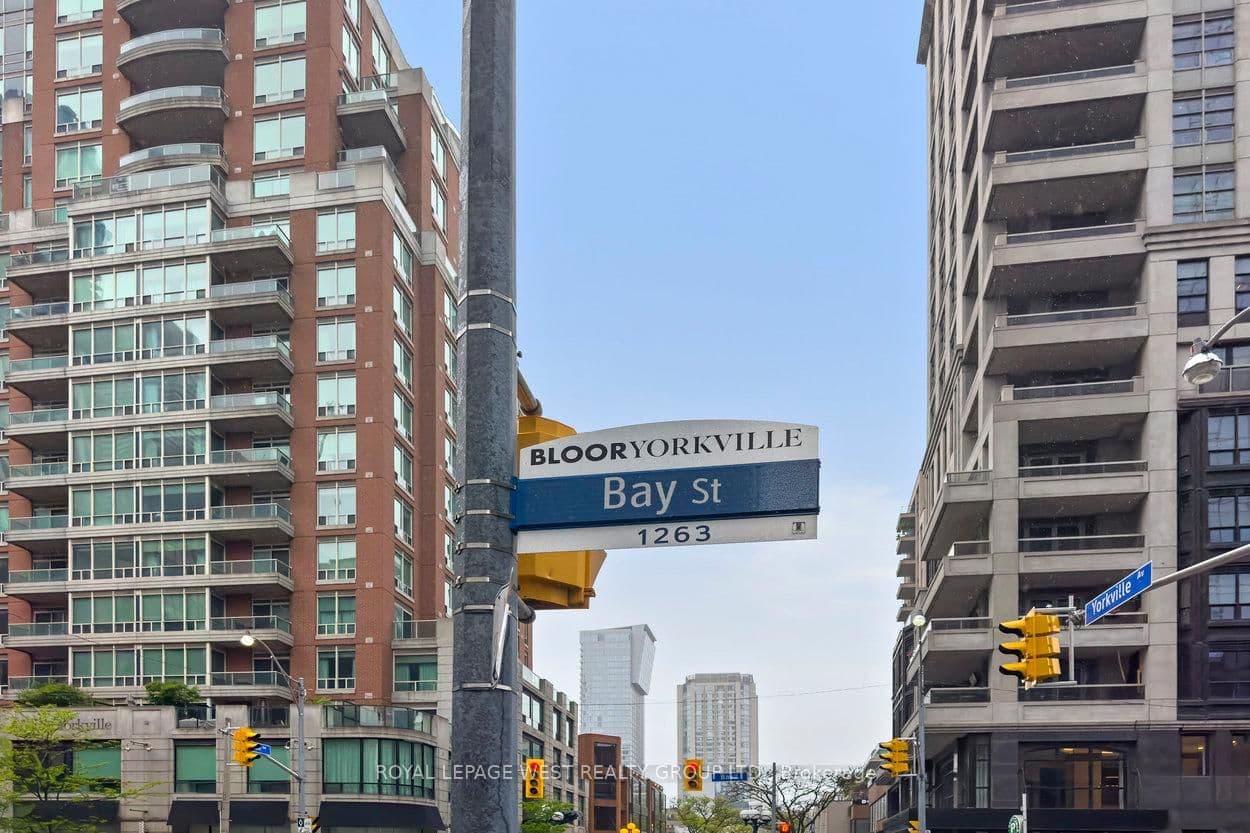 11 Yorkville Avenue, Unit 1310 thumbnail 43