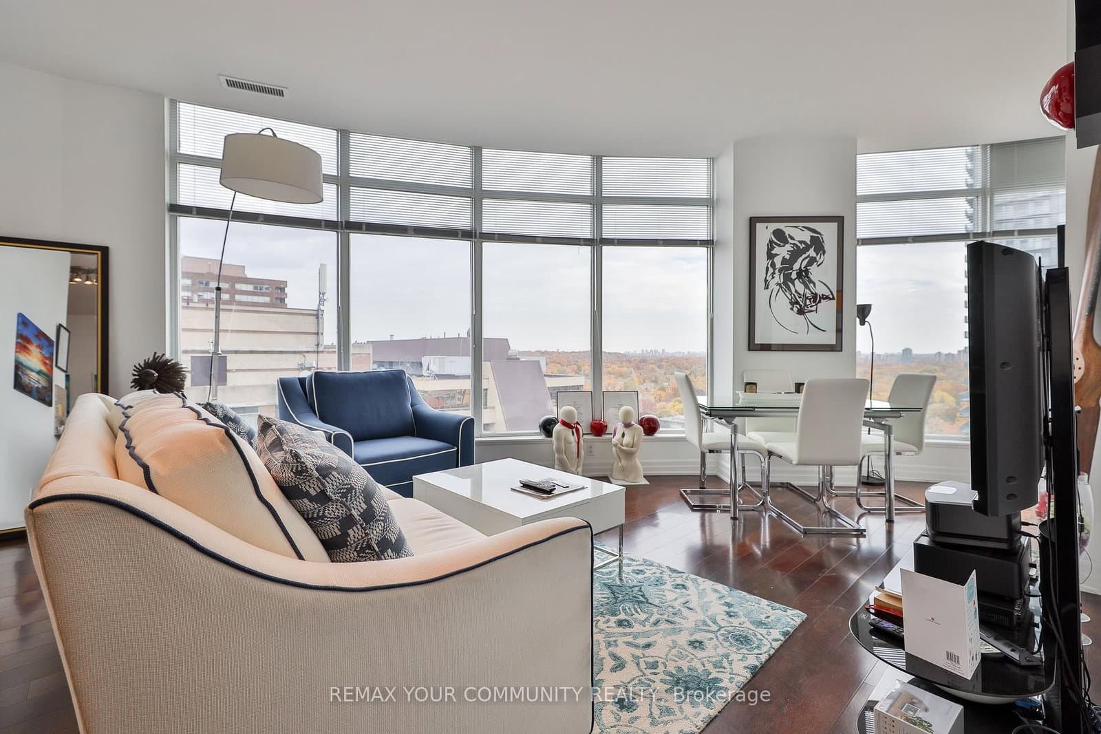 8 Scollard Street, Unit Ph 201 thumbnail 10