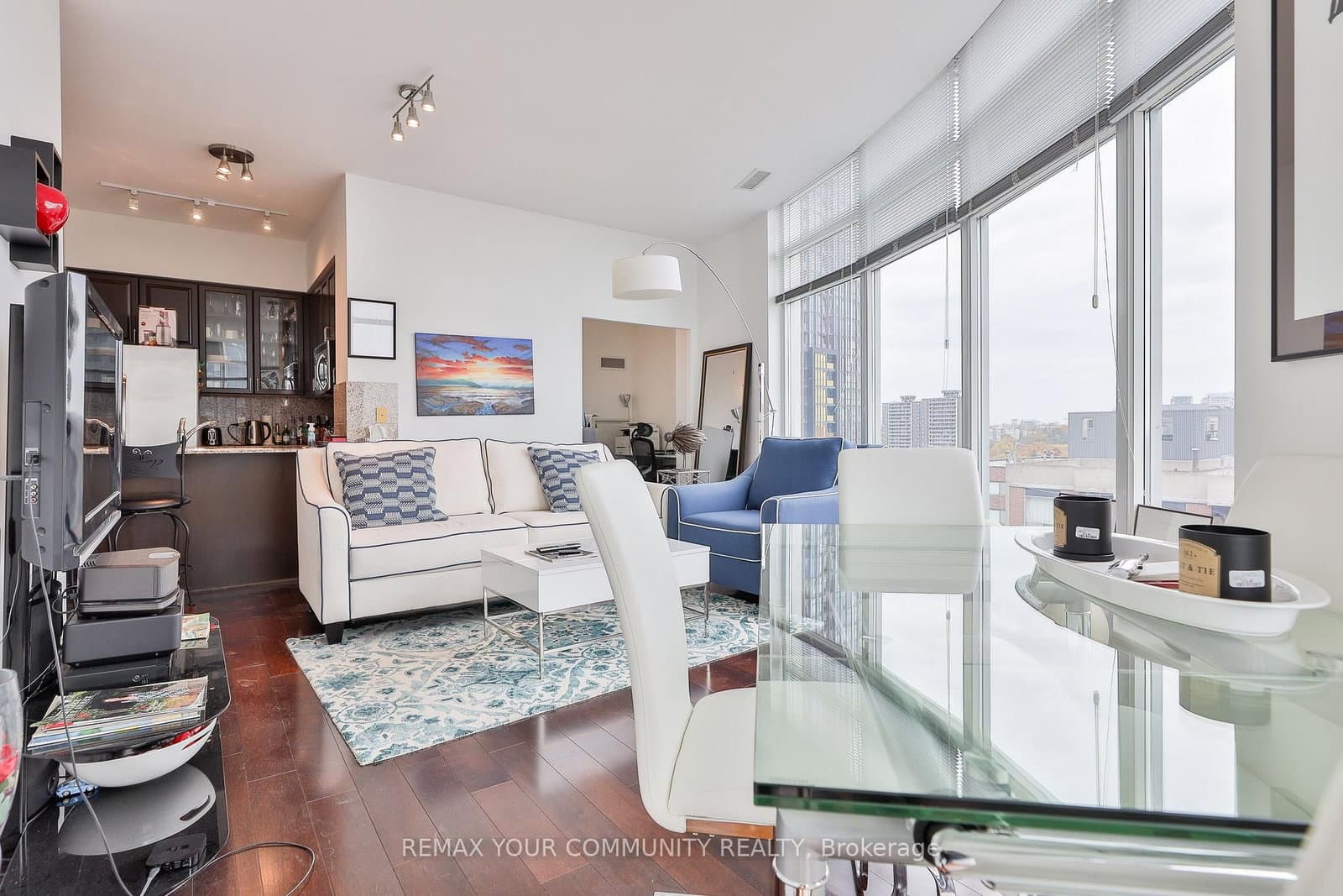 8 Scollard Street, Unit Ph 201 thumbnail 12