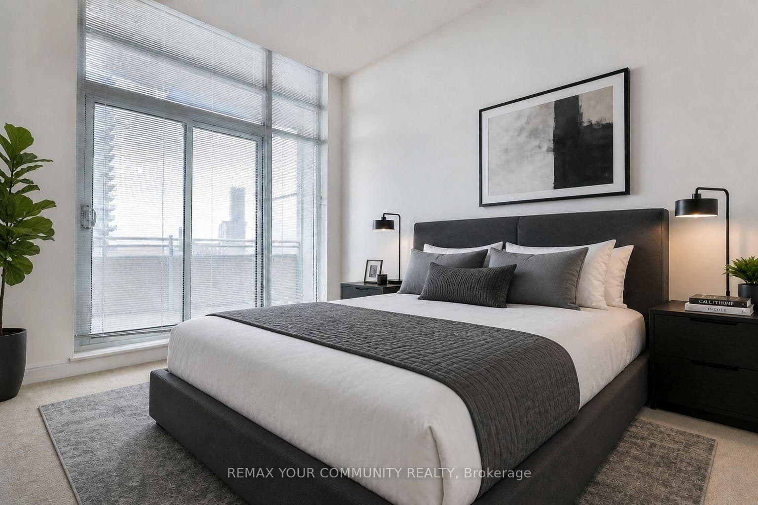 8 Scollard Street, Unit Ph 201 thumbnail 3