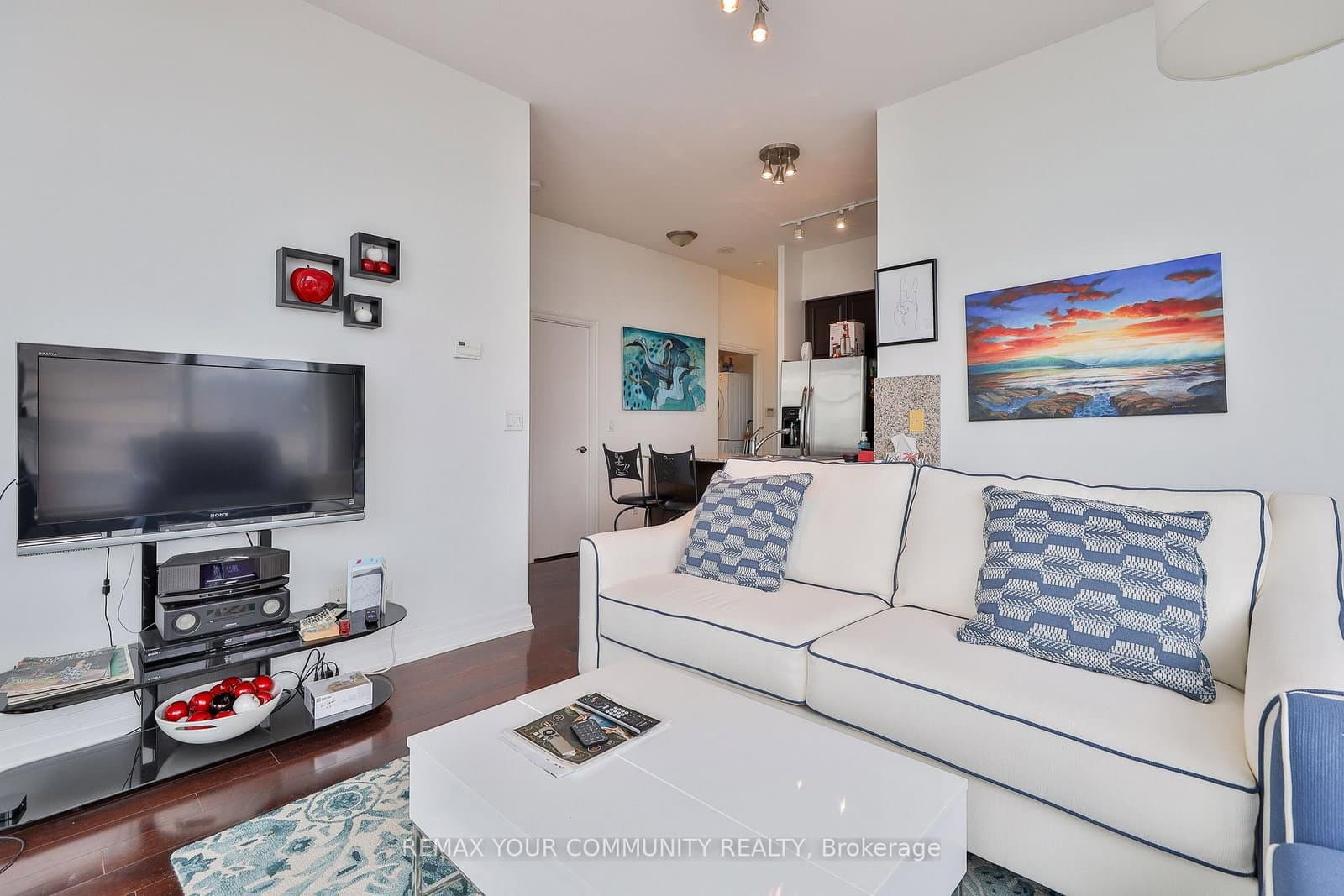 8 Scollard Street, Unit Ph 201 thumbnail 9
