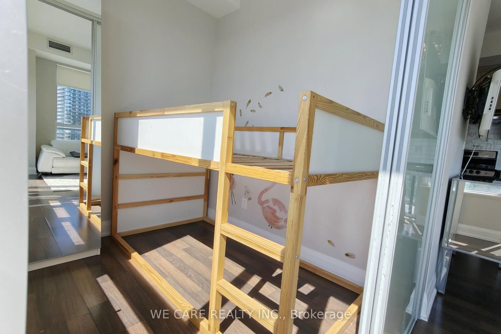 68 Canterbury Place, Unit PH05 thumbnail 4