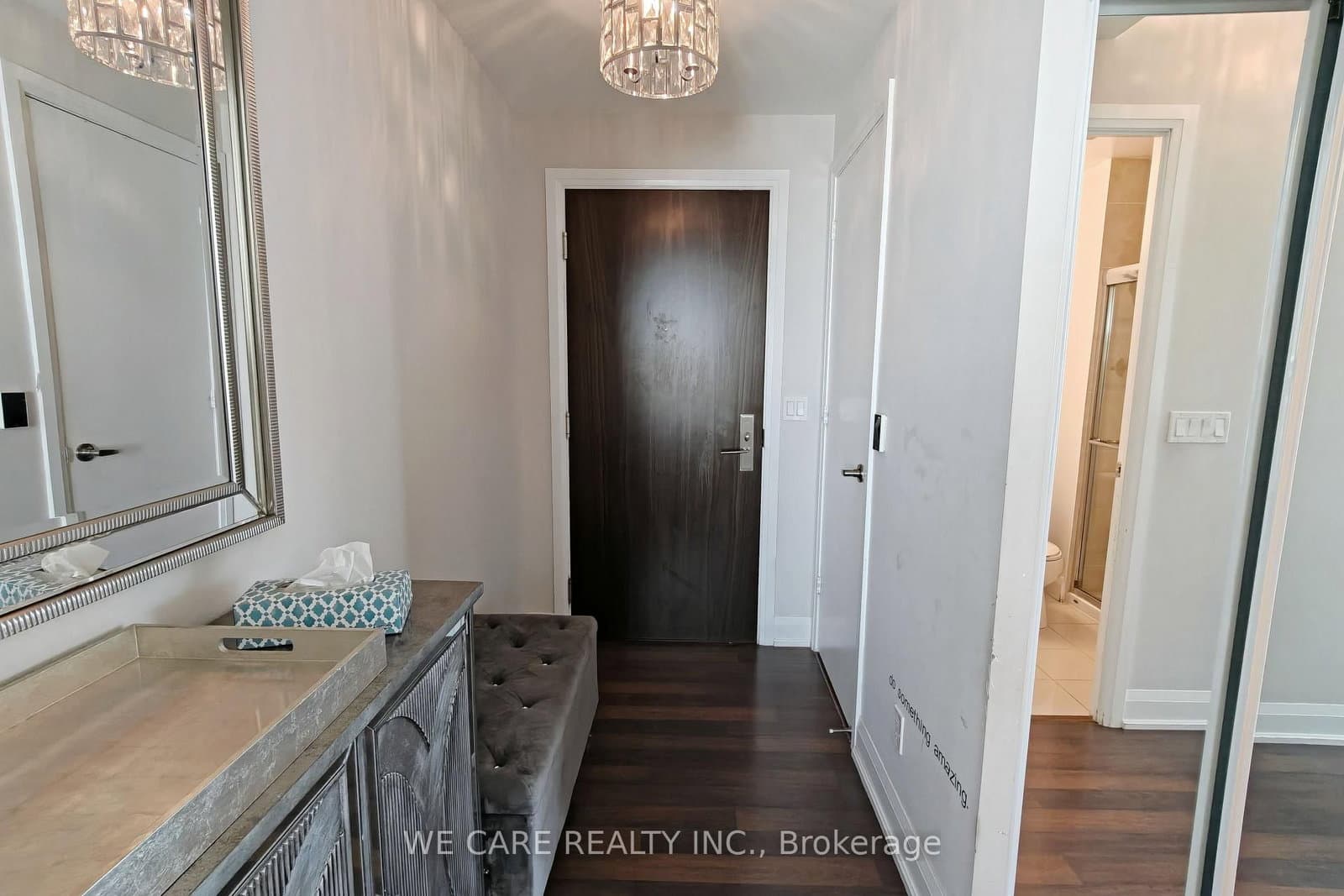 68 Canterbury Place, Unit PH05 thumbnail 5