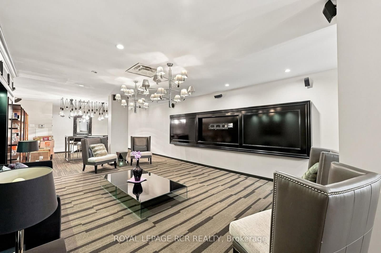 510 E King Street E, Unit 804 thumbnail 28