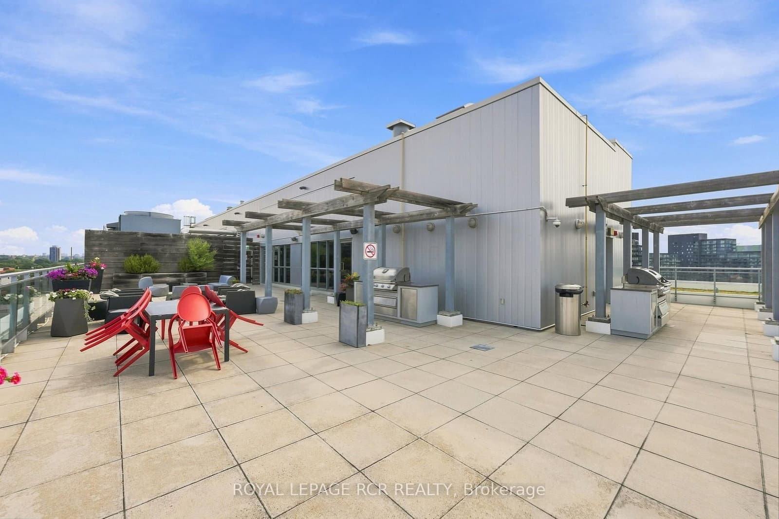 510 E King Street E, Unit 804 thumbnail 30