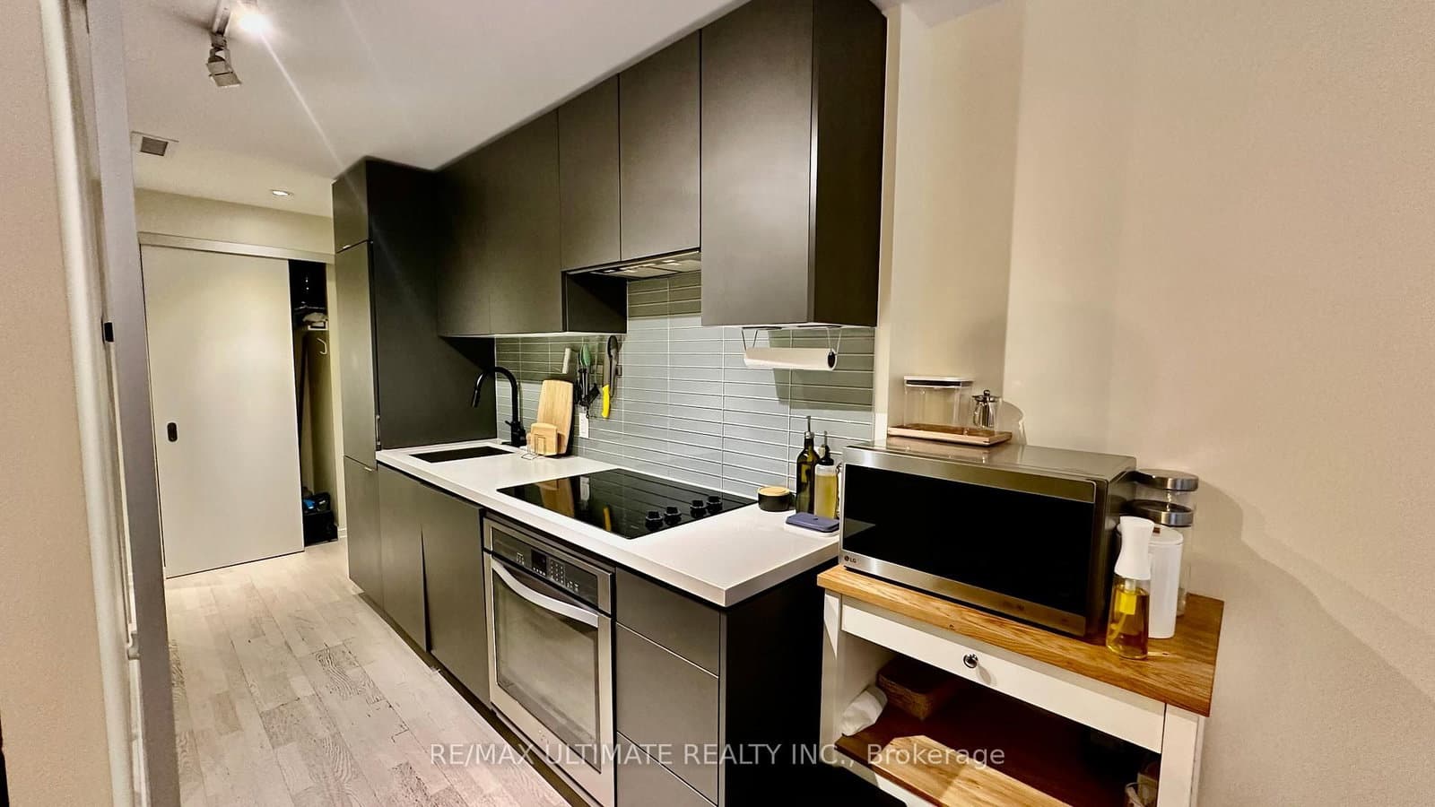 60 Colborne Street, Unit 217 thumbnail 2