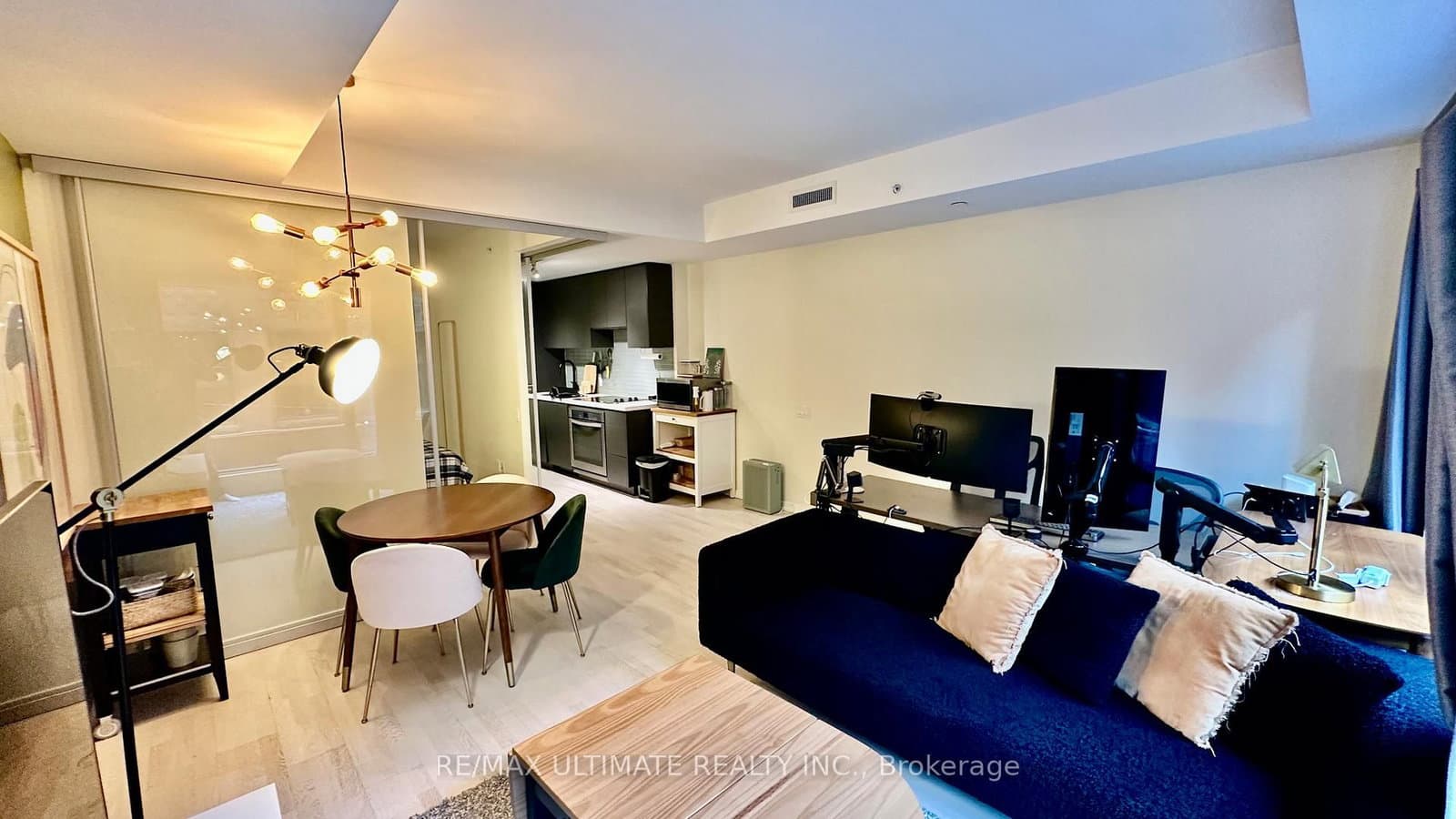 60 Colborne Street, Unit 217 thumbnail 4