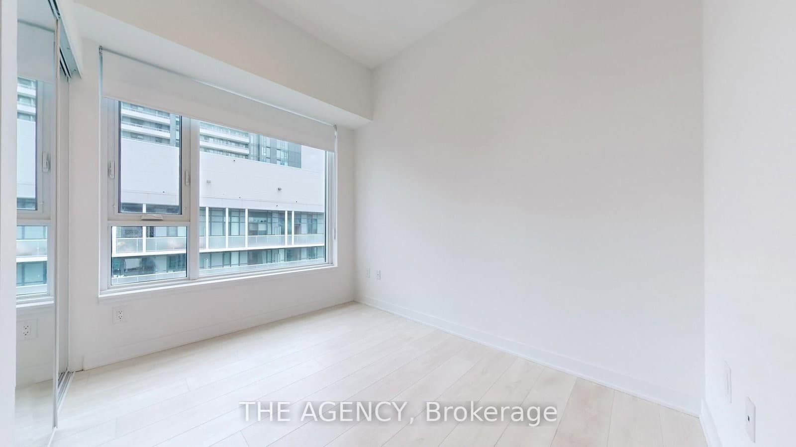 35 Tubman Avenue, Unit PH1115 thumbnail 19