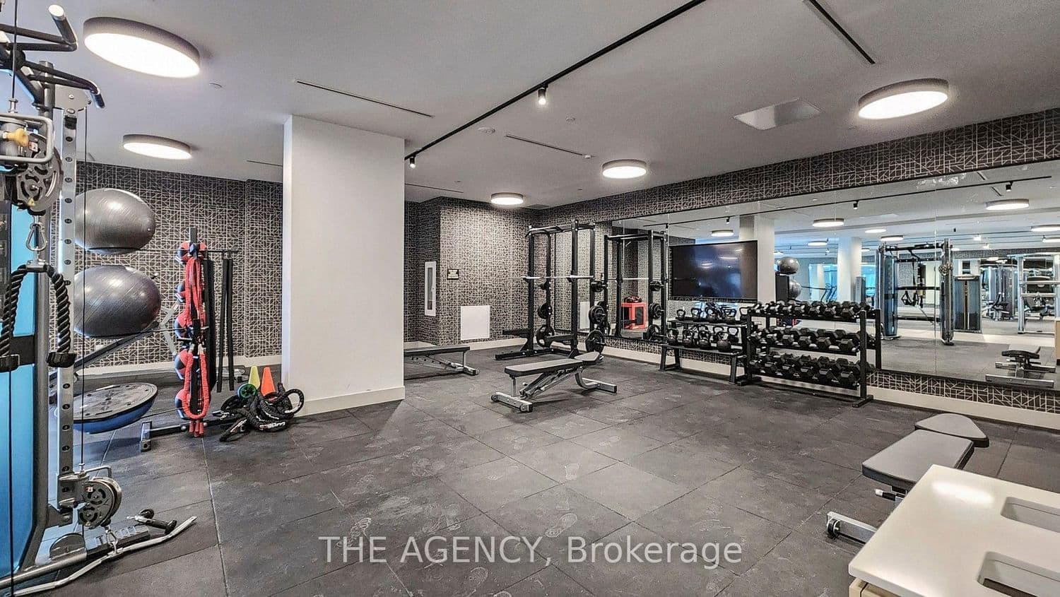 35 Tubman Avenue, Unit PH1115 thumbnail 37