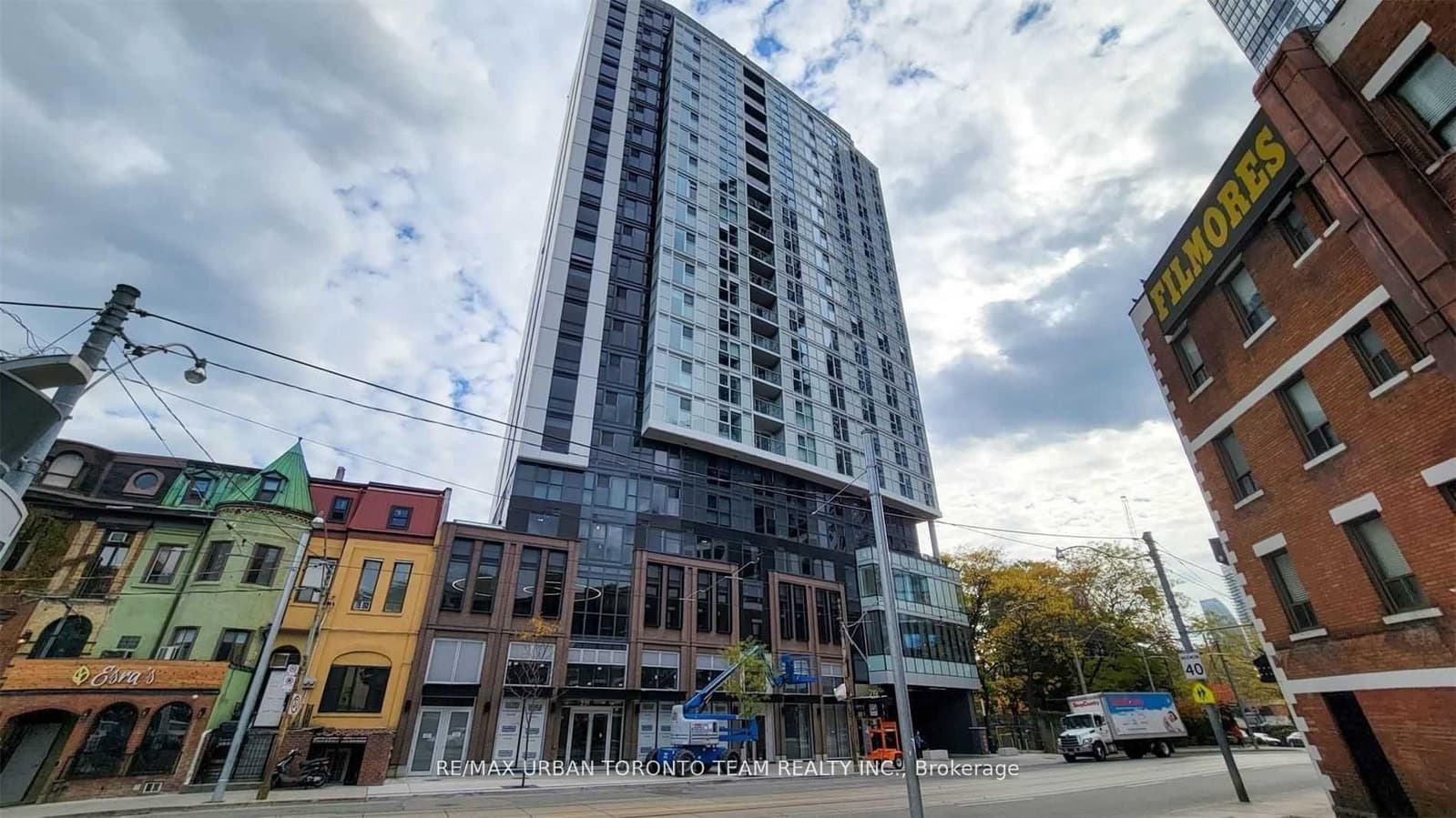 219 Dundas Street E, Unit Ph101 thumbnail 10
