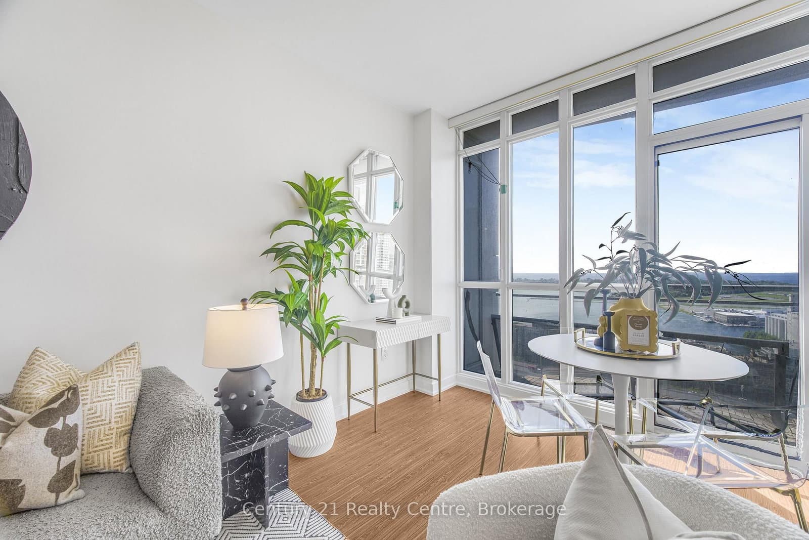 21 Iceboat Terrace, Unit 3307 thumbnail 15