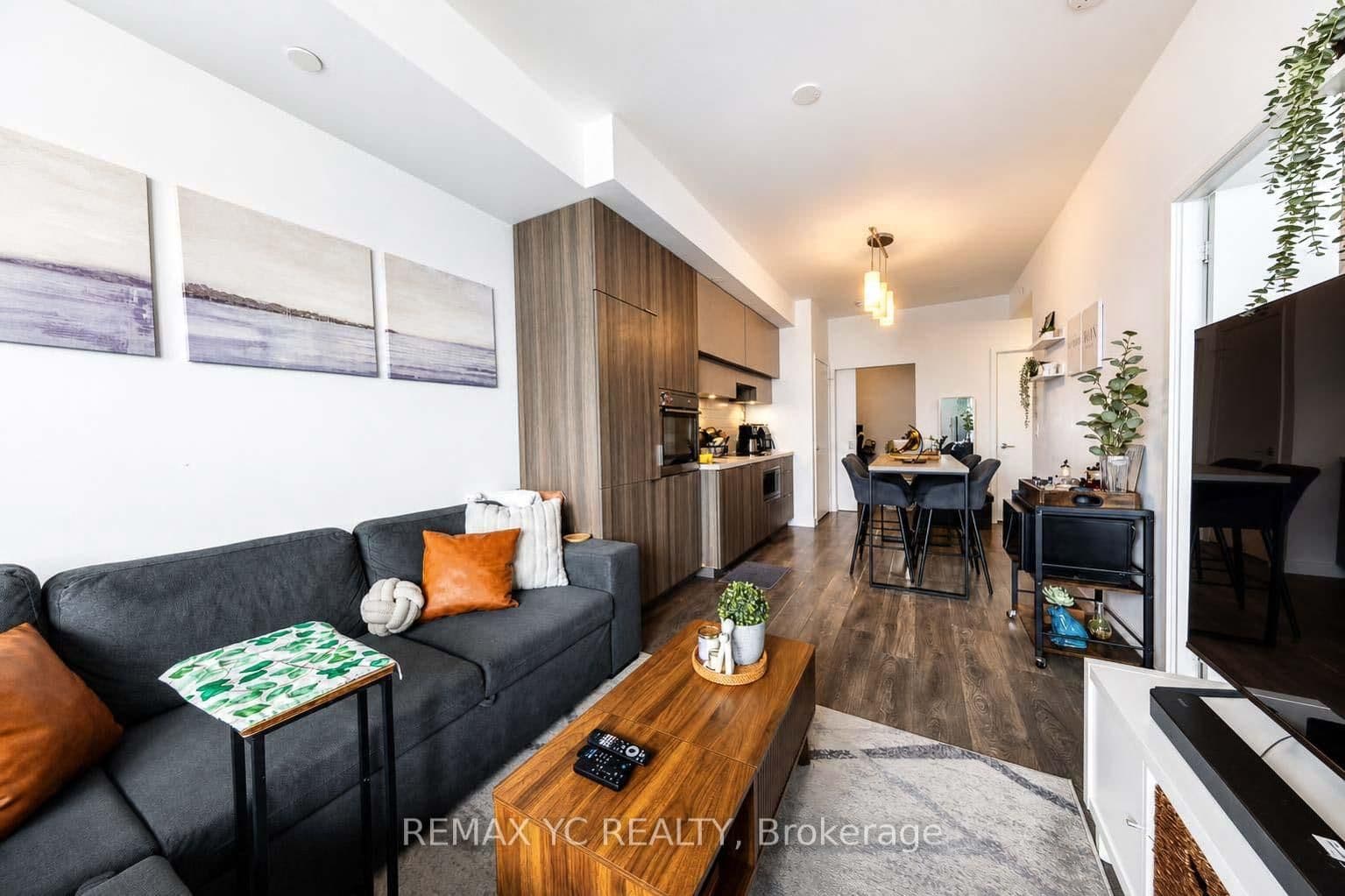 8 Eglinton Avenue E, Unit 4812 thumbnail 21