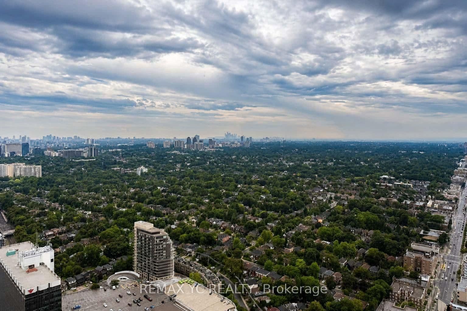 8 Eglinton Avenue E, Unit 4812 thumbnail 33