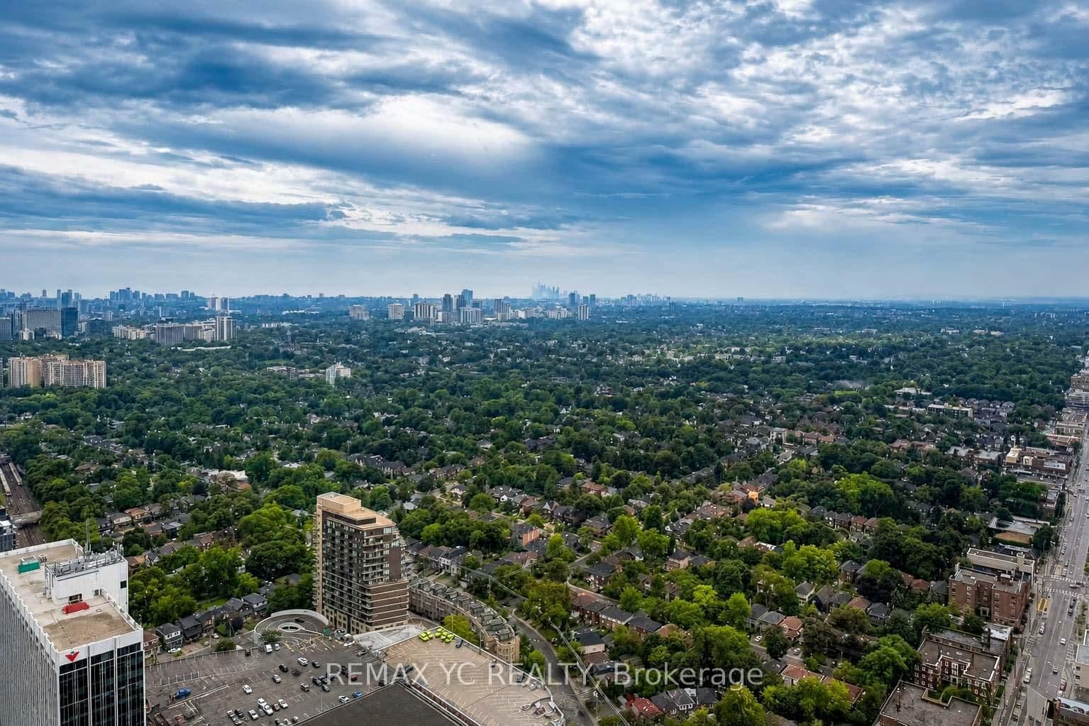 8 Eglinton Avenue E, Unit 4812 thumbnail 35