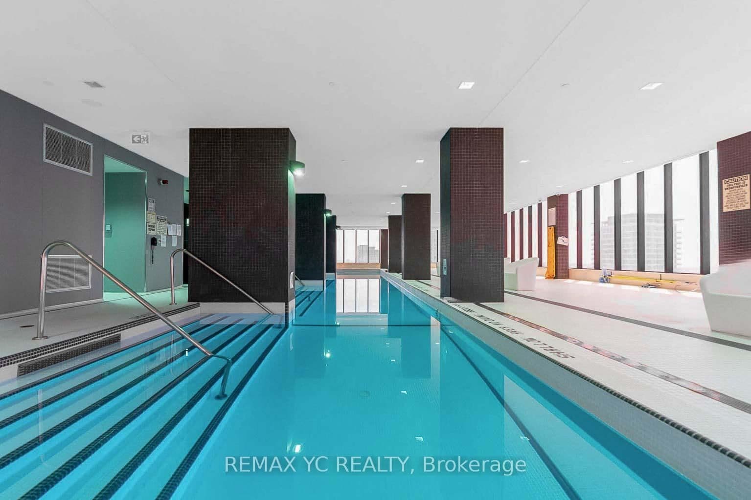8 Eglinton Avenue E, Unit 4812 thumbnail 39