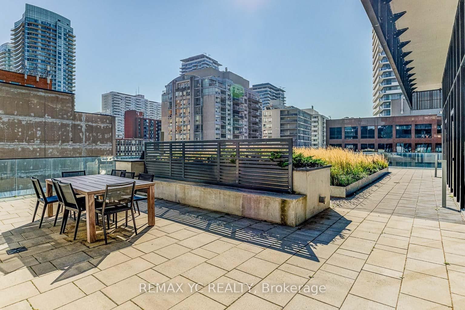 8 Eglinton Avenue E, Unit 4812 thumbnail 43