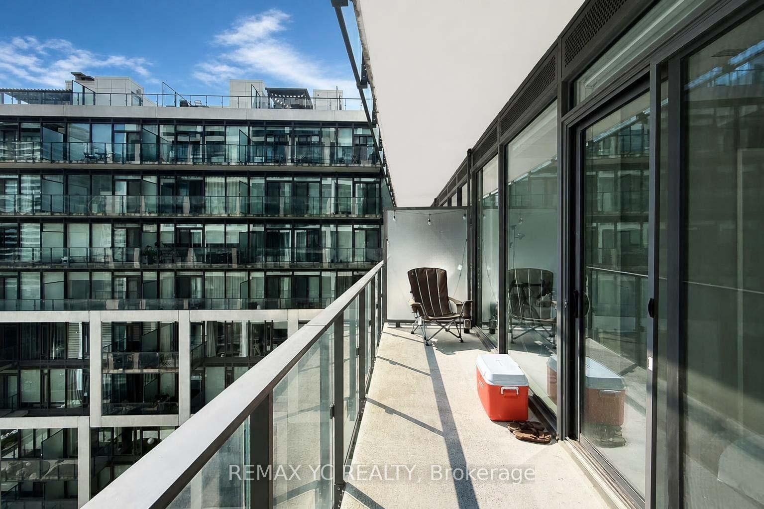 8 Hillsdale Avenue E, Unit 1540 thumbnail 16