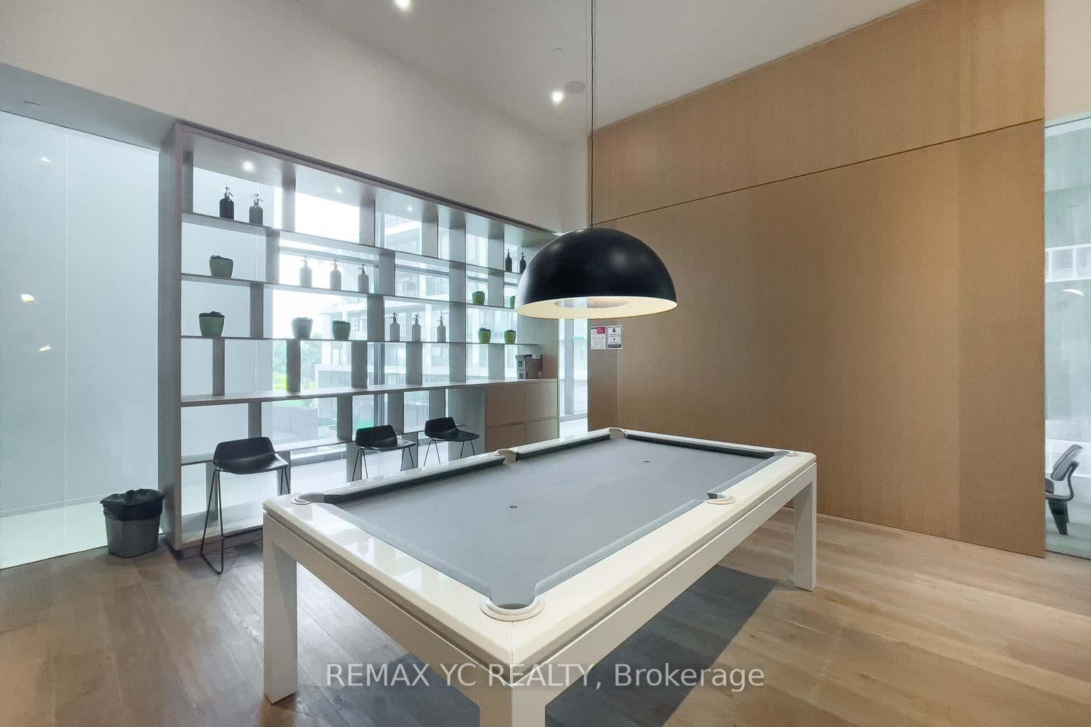 8 Hillsdale Avenue E, Unit 1540 thumbnail 28