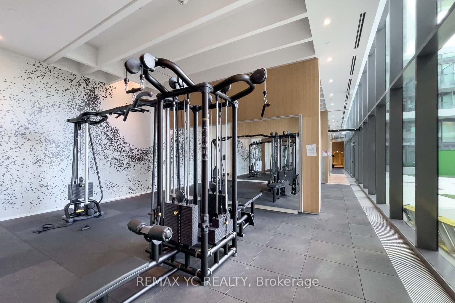 8 Hillsdale Avenue E, Unit 1540 thumbnail 33