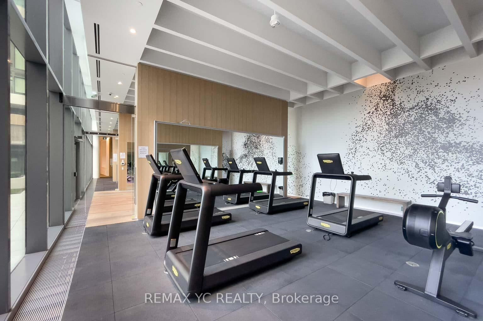 8 Hillsdale Avenue E, Unit 1540 thumbnail 36