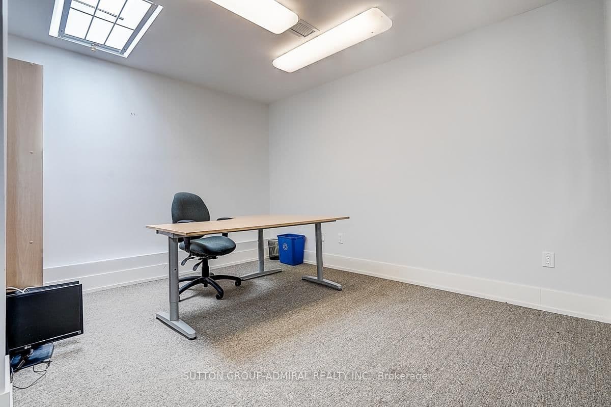 1184 Eglinton Avenue W thumbnail 15