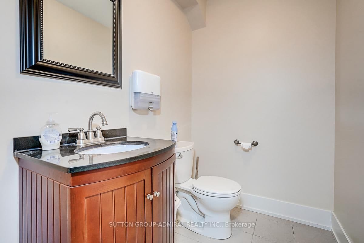 1184 Eglinton Avenue W thumbnail 20