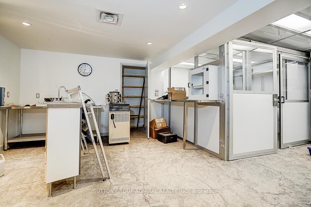 1184 Eglinton Avenue W thumbnail 39