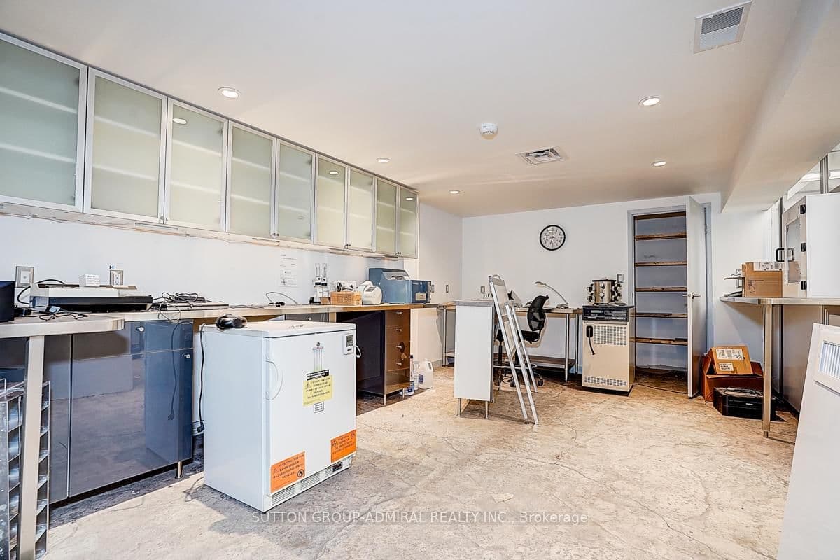 1184 Eglinton Avenue W thumbnail 40