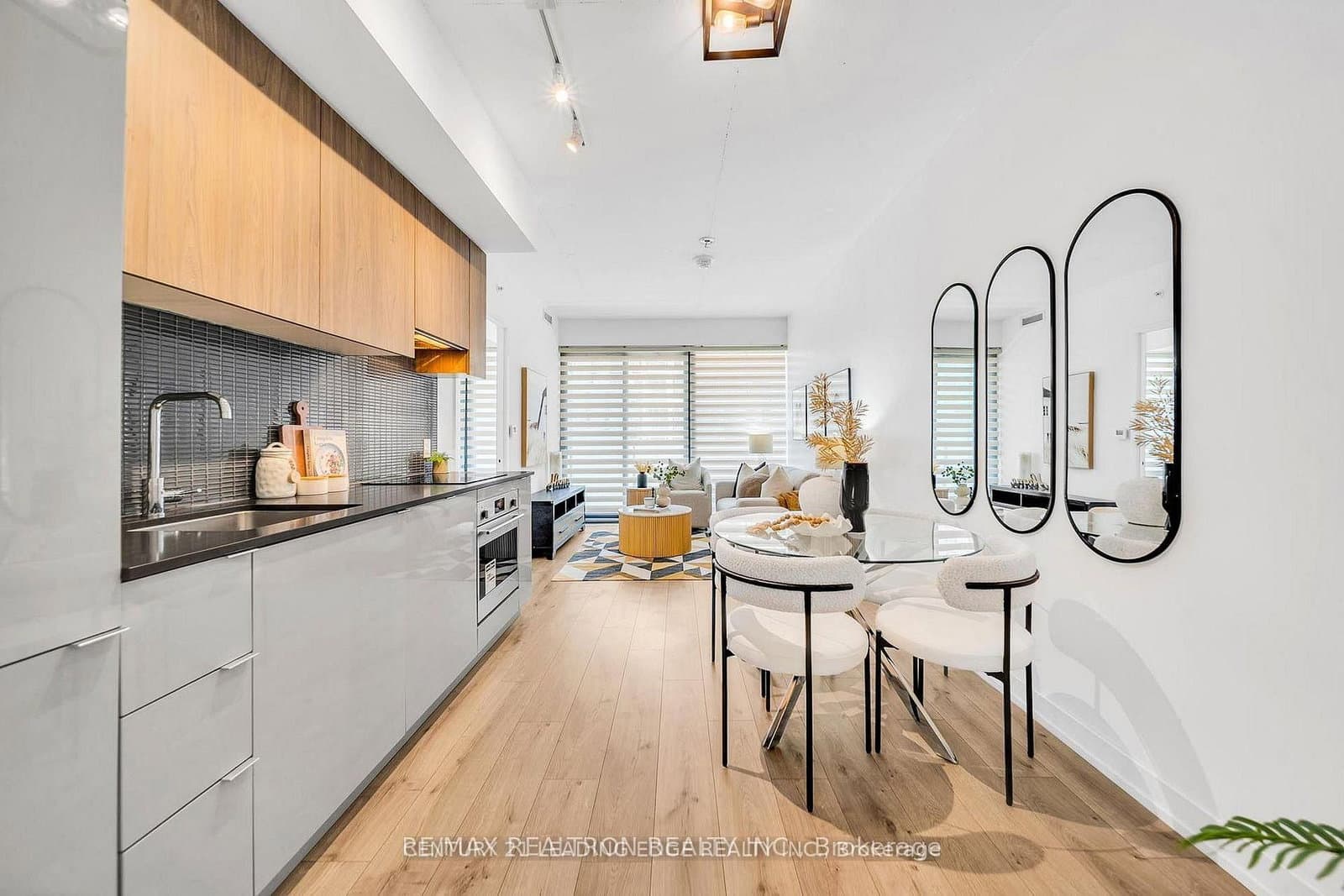 161 Roehampton Avenue, Unit 603 thumbnail 6
